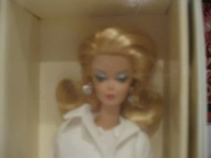  BARBIE SILKSTONE, 'FASHION MODEL' BY ROBERT BEST 'TRENCH SETTER' tm  - Bild 1 von 6
