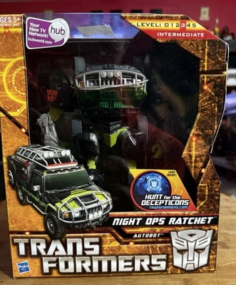 Transformers HFTD Hunt for the Decepticons Night Ops Ratchet, Voyager Class READ - Image 1 of 4