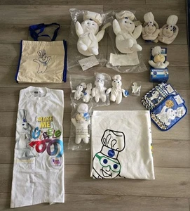 Lotto oggetti da collezione Pillsbury Doughboy anni 90 NUOVI/Vintage/Poppin' Fresh/Baking/Cucina - Foto 1 di 22