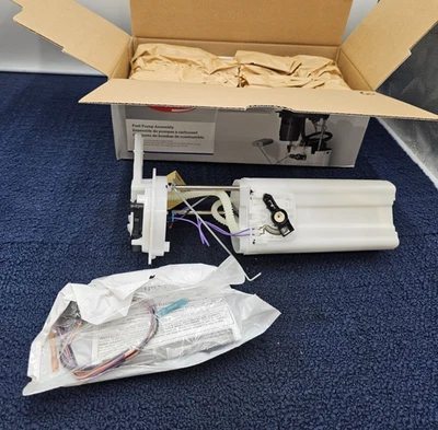 Conjunto de módulo de bomba de combustible Delphi FG0347 para Buick Cadillac Oldsmobile Pontiac seleccionado Foto 1 de 4