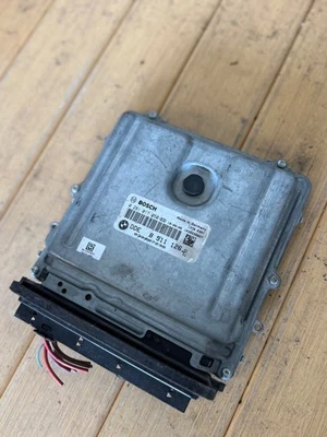 2011 BMW X5 3.0L DIESEL ENGINE CONTROL MODULE ECU ECM PCM OEM 8511126 DME - Imagem 1 de 4