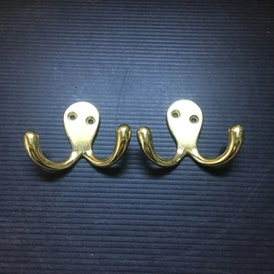 Coppia di eleganti ganci per accappatoi e asciugamani doppio ottone lucido 3"L vintage anni 90 - Foto 1 di 4