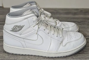 Nike Air Jordan 1 Mid Herren Sneaker Gr. 12 Weiß Leder Basketballschuhe  - Bild 1 von 8
