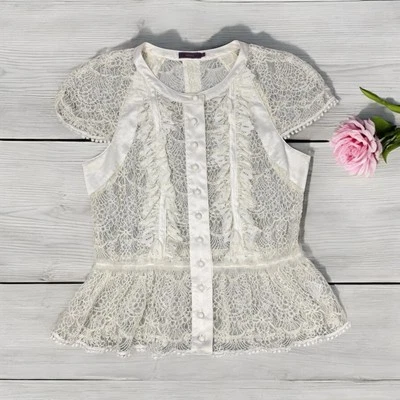 Blusa Crema Encaje Peplum Volantes Acentos Coqueta Romántica Cottagecore Talla EE. UU. 4 Foto 1 de 4