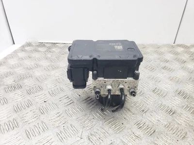 VOLVO V40 2.0 DIESEL ABS PUMP CONTROLLER MODULATOR 2017 31423315 - Image 1 of 4