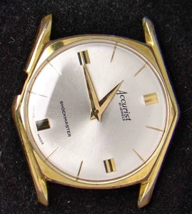 Accurist Men's Hand-Wind Peseux 320 Vintage Swiss Watch -- Spares/Repairs - Picture 1 of 3