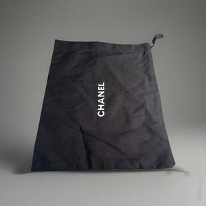 Chanel Negro Zapatos y Monedero Bolsas de Almacenamiento de Polvo Nueva Colección 2025 14”X11” (0992) - Imagen 1 de 4