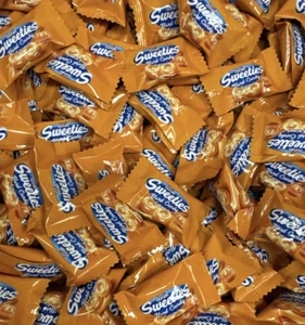 Bonart Sweeties Caramel Flavor, Individually Wrapped, Bulk Hard Candy (2 Pounds) - Picture 1 of 3