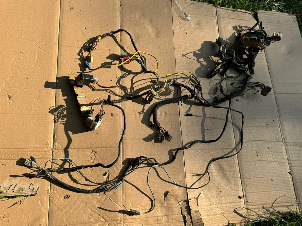 Ford Mustang 1979-1986 debajo del tablero arnés de cableado caja de fusibles E3Zb Foto 1 de 4