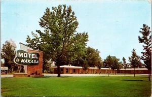 Hotel Makada Huntsville AL Sign Exterior Tree Alabama Dexter postcard H433 - Picture 1 of 2