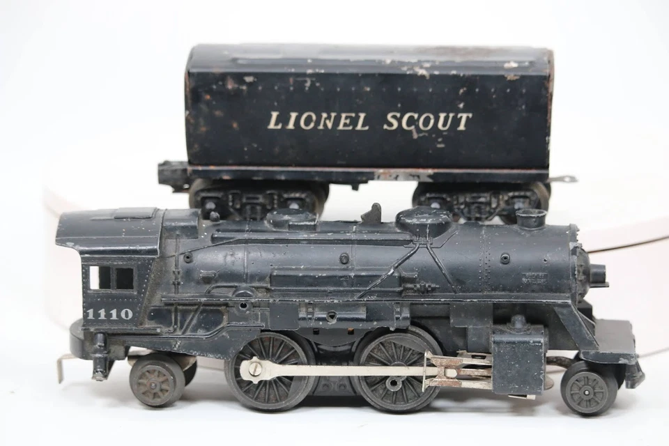 O Scale Train Lionel 1110 Steam Locomotive with Tender 1:48 Gauge Black Post War - Image 1 of 4