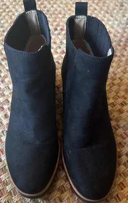 New Lifestride Zenith Ankle Bootie Black Suede Velocity 2.0 Slip On size 7M - Image 1 of 4