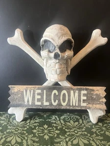 12” BIENVENIDO Calavera Huesos Cruzados Madera Pared Placa Letrero Pirata Halloween Decoración utilería - Imagen 1 de 7