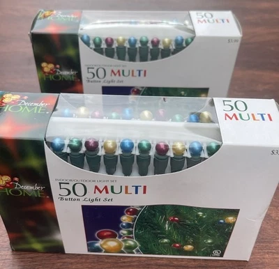 100 MULTICOLOR CHRISTMAS LIGHTS BUTTON - Image 1 of 4