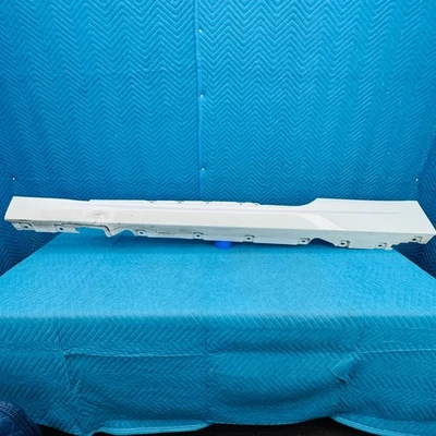 BMW 650i 2012-2017 faldón lateral izquierdo OEM 37439261 Alpinweiss 3 Foto 1 de 4