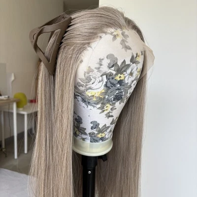 长直层棕色金色耐热头发柔软花边正面假发 — 第 1/4 张图片