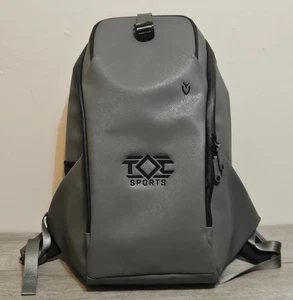 Mochila Vessel PrimeX DXR Signature TOC Logo Gris Cuero Sintético Premium - Imagen 1 de 13