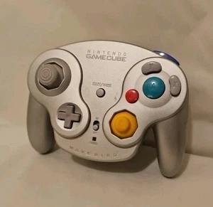 OEM Nintendo D0L004 Wireless Wavebird GameCube Platinum Controller No Receiver - Picture 1 of 10