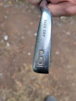 Lady Cobra Baffler Blade 6 Iron  AMS 5355 Graphite RH  Ladies Flex - Image 1 of 4