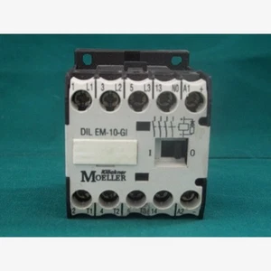 Klockner Moeller DIL EM-10-GI Contactor 24VDC - Picture 1 of 2