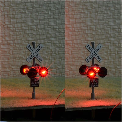 2 x HO scale railroad LEDs grade crossing signals + 1 circuit board flasher #G4C - Image 1 of 4
