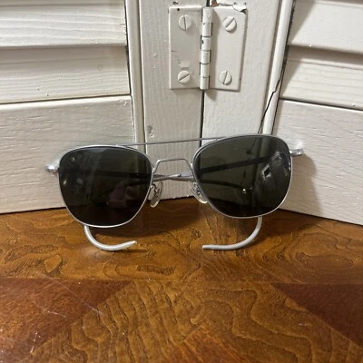 Gafas de sol bifocales Randolph Engineering Aviator cromadas mate envolventes alrededor de 6 1/2 Foto 1 de 4