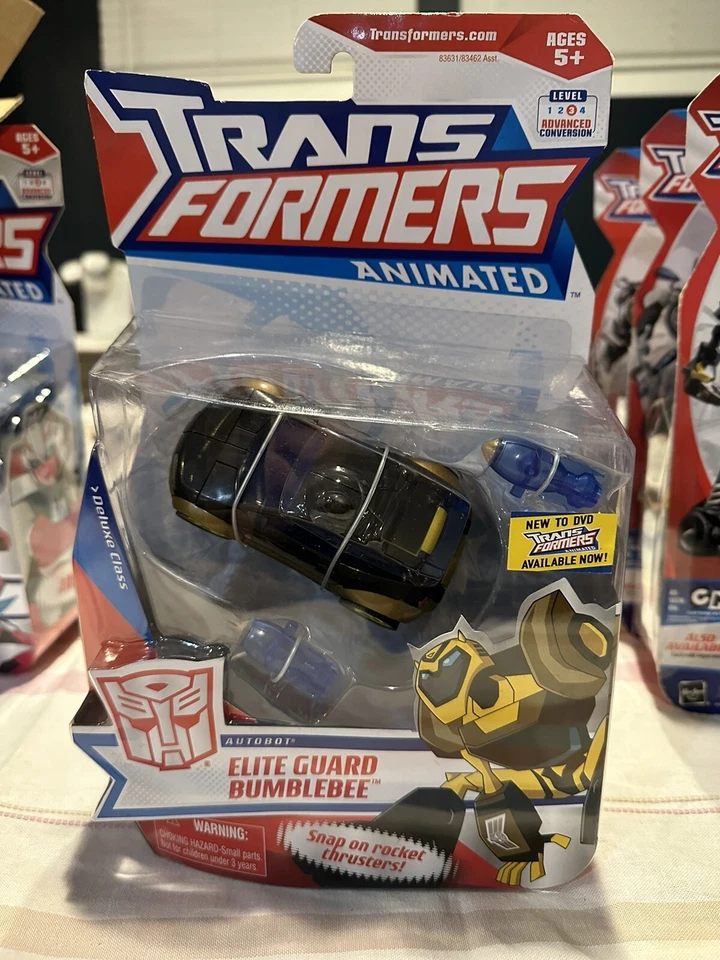 Hasbro Transformers Animated Deluxe: Elite Bumblebee Action Figure