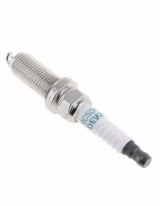GENUINE TOYOTA PRIUS SPARK PLUGS DENSO IRIDIUM SPARK PLUGS 90919-01253 SC20HR11 - Picture 1 of 8
