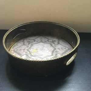 Vintage raro vassoio/supporto sottopiede base ottone massiccio e smaltato 9,5"P x2,5"H - Foto 1 di 13