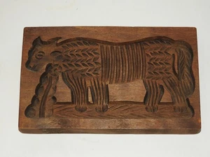 VINTAGE WOODEN BUTTER MOLD - Picture 1 of 4