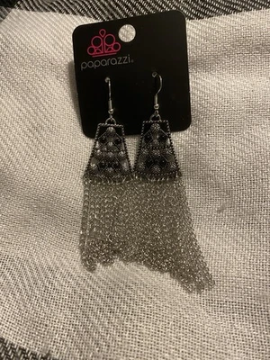 black and silver dangle earrings - Image 1 of 2
