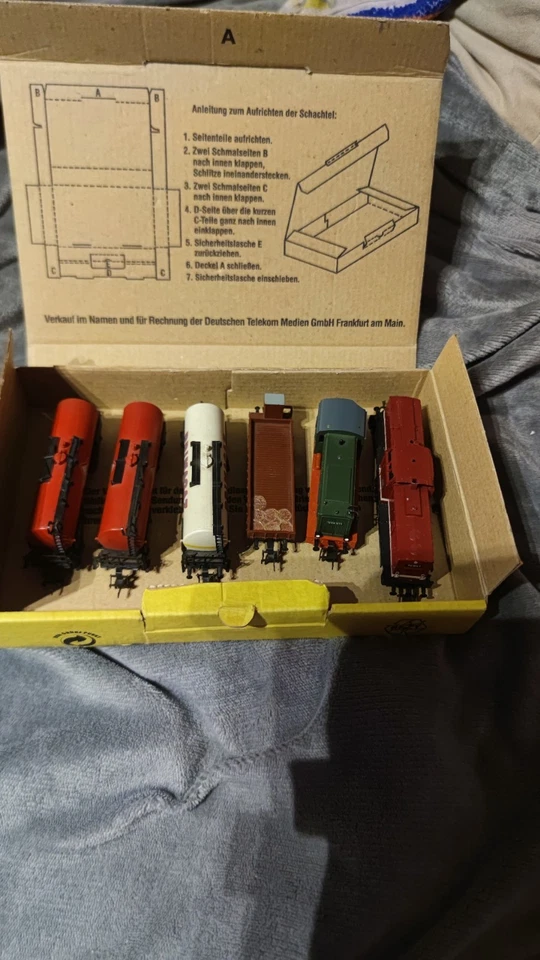 TT Lok Br 110104-7, V36071 Rangierlok und 3 Kesselwagen und 1 Güterwagen - Bild 1 von 2