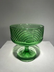 Vintage E O Brody grünes Glas Sockel Süßigkeiten Geschirr Wellenmuster Depression Ära - Bild 1 von 5
