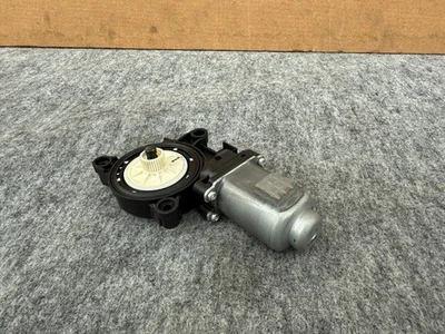 KIA STINGER 2018-2023 OEM REAR LEFT DRIVER SIDE DOOR WINDOW MOTOR ASSEMBLY - Image 1 of 4