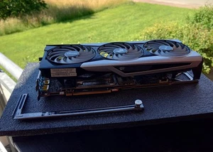 SAPPHIRE NITRO+ AMD Radeon RX 6900 XT SE 16GB GDDR6 Grafikkarte *DEFEKT* - Bild 1 von 9