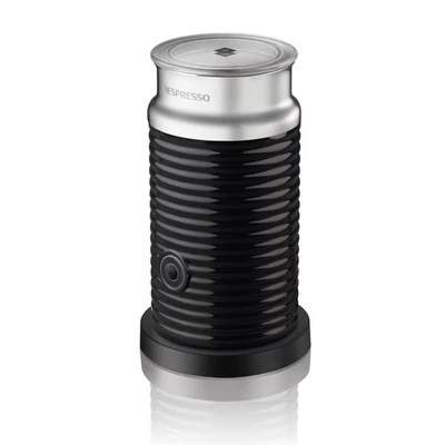 Espumador de leche Nespresso 8 fl oz One-Touch antiadherente negro Aeroccino 3 Foto 1 de 4