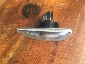 1999 2000 2001 2002 2003 2004 VOLVO S80 DRIVERS Side Marker Light - Picture 1 of 2