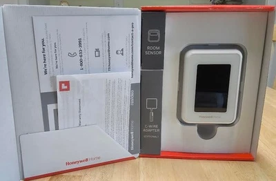 Honeywell Home T9 Wi-Fi Smart Thermostat with 4 Smart Room Sensors - Image 1 of 3