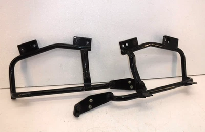 99-09 yamaha v star 1100 SADDLEBAG SUBFRAME STAY MOUNTS BRACKETS STR-5KS73-40-10 - Imagem 1 de 4