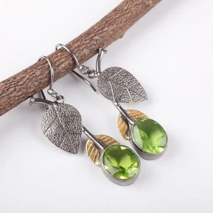 Green Peridot Gemstone Dangle Earring 925 Sterling Silver Handmade Jewelry Gift - Picture 1 of 3