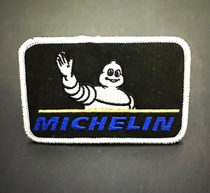 FABELHAFTER VINTAGE STIL MICHELIN MANN FORMULA ONE BESTICKTER AUFBÜGLER PATCH... - Bild 1 von 1