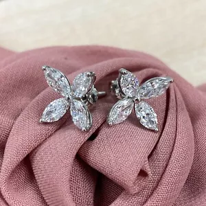 Boucles d'oreilles clous 2,50 ct X marquise 4 pétales groupe laboratoire cultivé diamant or blanc 14 carats - Photo 1 sur 12