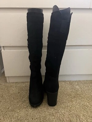 Botas hasta la rodilla negras Foto 1 de 2