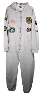 #Followme Jumpsuit Body Einteiler grau Erwachsene Schlafanzug Gr. L Patches - Bild 1 von 8