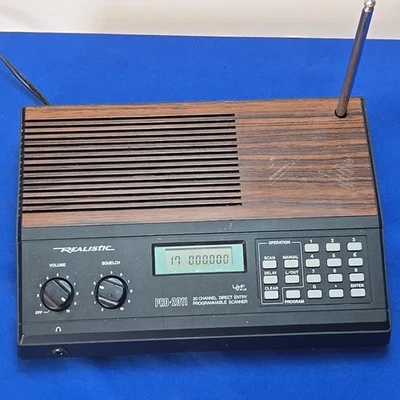 Realistic PRO-2011 20 Channel Direct Entry Programmable Scanner - Image 1 of 4