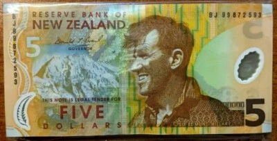 NEW ZEALAND 5 DOLLARS P-185 1999 x 100 Pcs Lot Bundle PENGUIN POLYMER UNC NOTE - Image 1 of 3