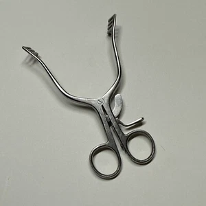 V. Mueller SU3112-001 Weitlaner Retractor 6½" Stainless Steel Surgical 3x4 Blunt - Picture 1 of 4