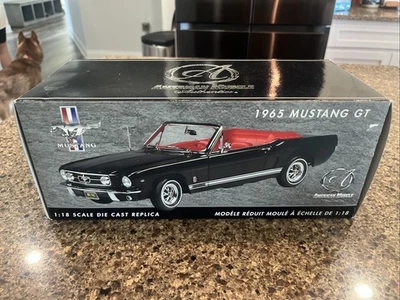 AMERICAN MUSCLE 1965 FORD MUSTANG CONVERTIBLE 1:18 DIECAST! BLACK! NEW IN BOX! - Image 1 of 4