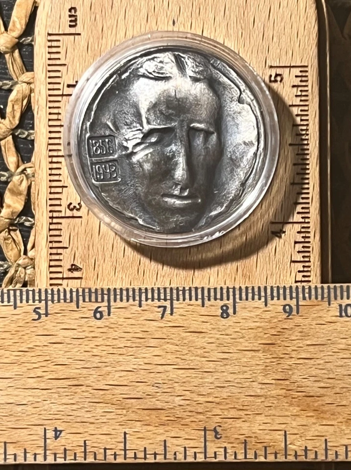 Scientist Nikola Tesla plaque table medal - Image 1 of 3