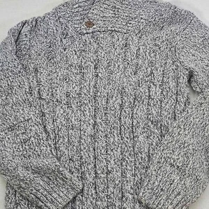Boy's Cable Knit Sweater. Size 5T. Color Grey - Picture 1 of 5